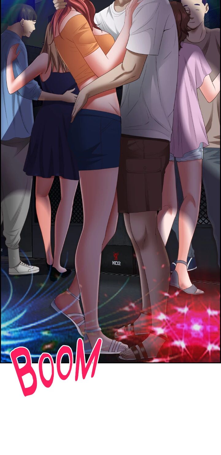 Living with a MILF Chapter 114 image 39