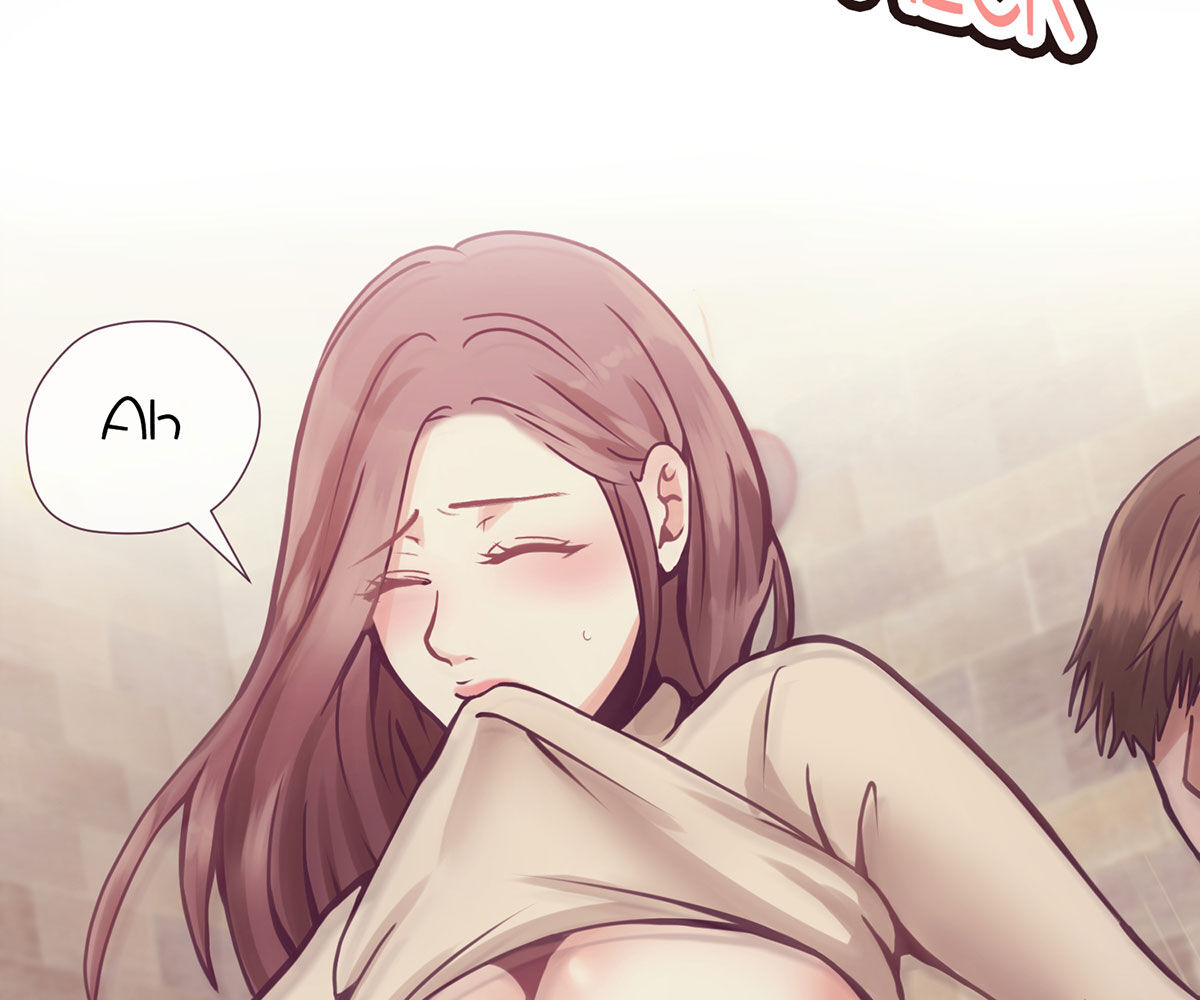 In love with the friend’s mother Chapter 7 image 13